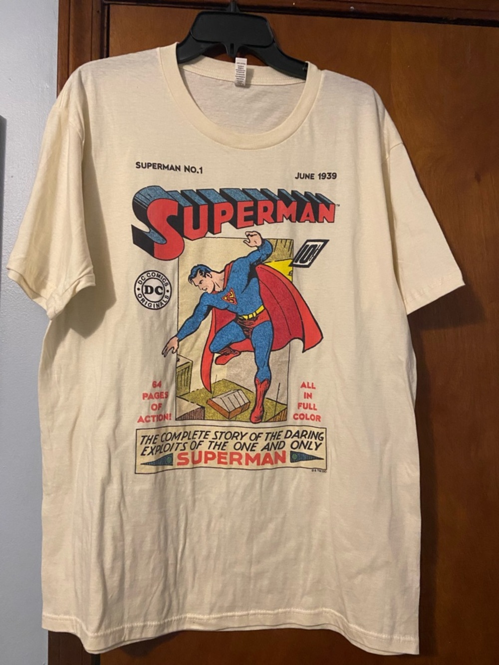 Superman Graphic Tee - Cream Vintage Comic Print